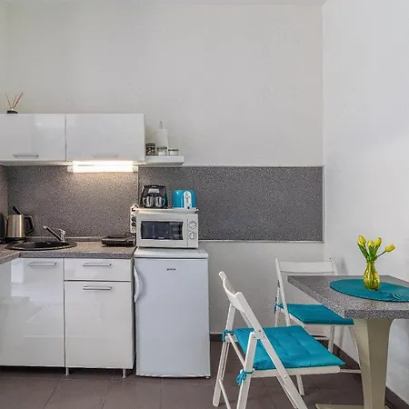 -apartment Near The Center With A Balcony