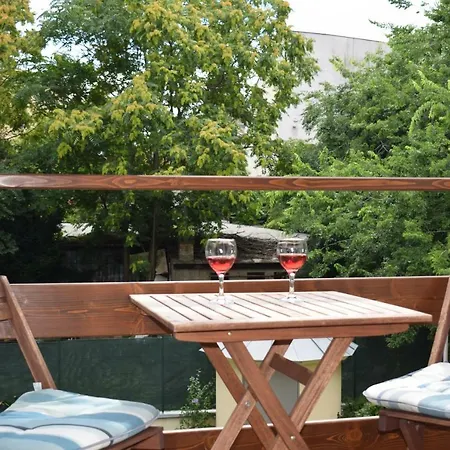 Apartment -apartment Near The Center With A Balcony Bratislava