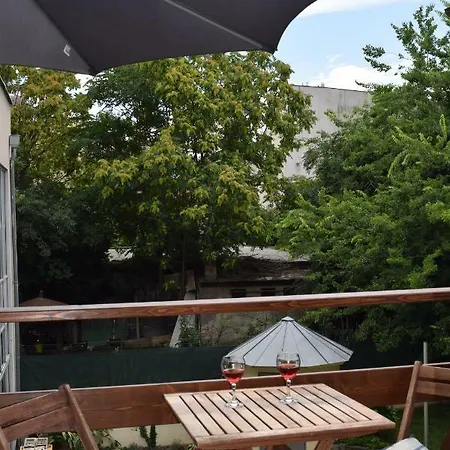 -jonashouse Near The Center With A Balcony