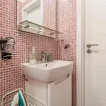 -jonashouse Near The Center With A Balcony Appartement Bratislava